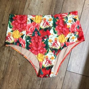Kortni Jeane floral swim bottom